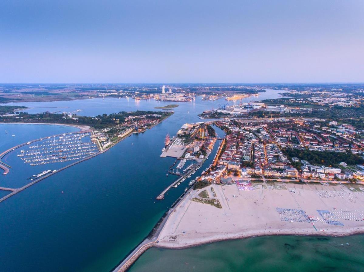 Apartamento Ferienhaus Am Yachthafen, Moewe Rostock Exterior foto