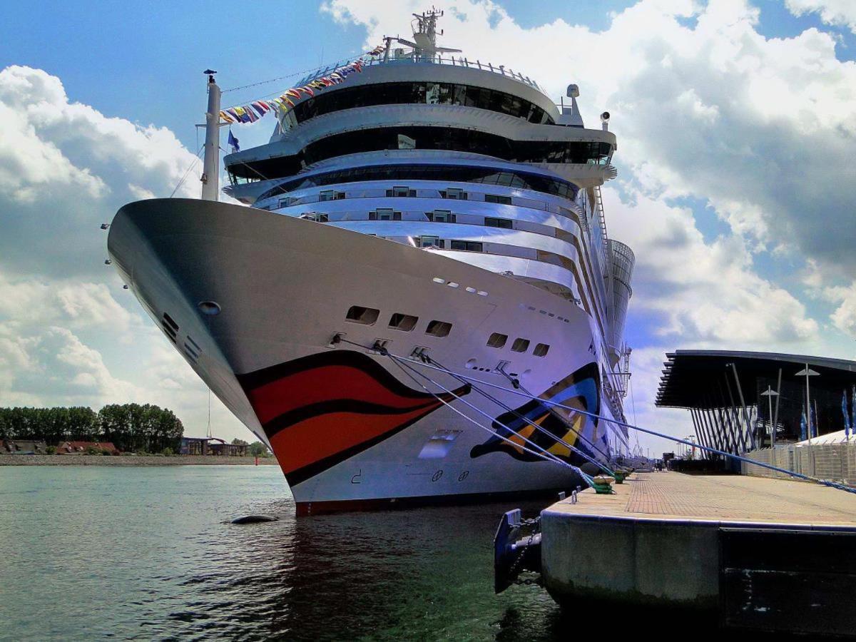 Apartamento Ferienhaus Am Yachthafen, Moewe Rostock Exterior foto
