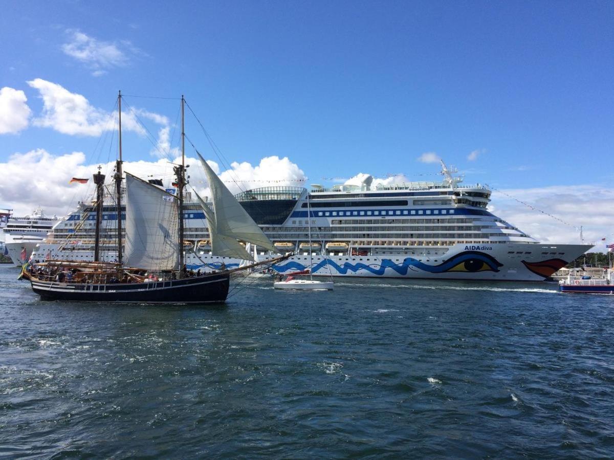 Apartamento Ferienhaus Am Yachthafen, Moewe Rostock Exterior foto